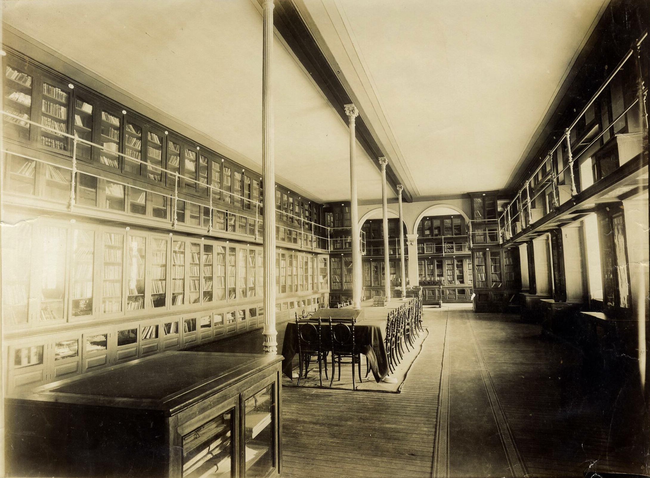 Biblioteca de la Academia Militar de Ingenieros en Guadalajara