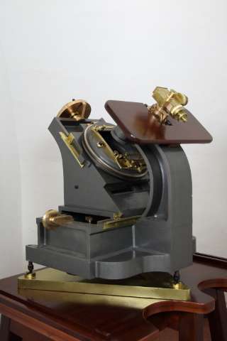 Máquina medidora de placas (1892)